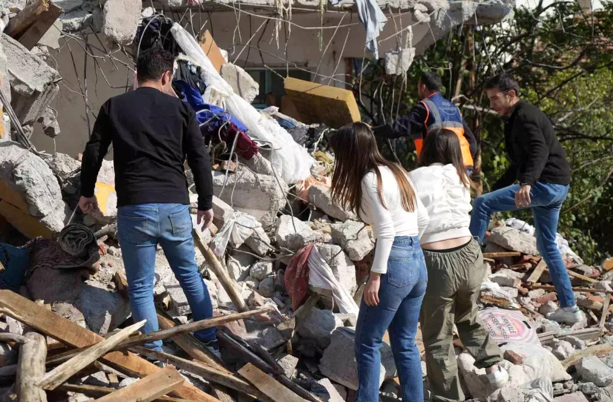 Kırıkkale\'de Deprem Tatbikatı Gerçek Gibi Geçti