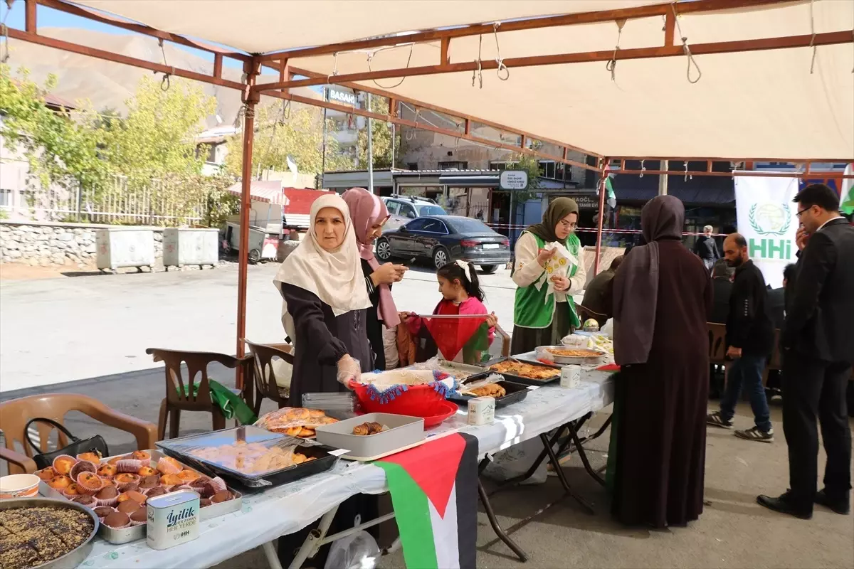 Hakkari\'de Filistin İçin Kermes