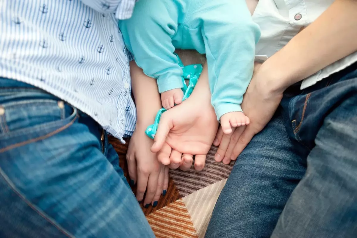 İngiltere\'de binlerce anne-baba, ünlü markaya dava açtı