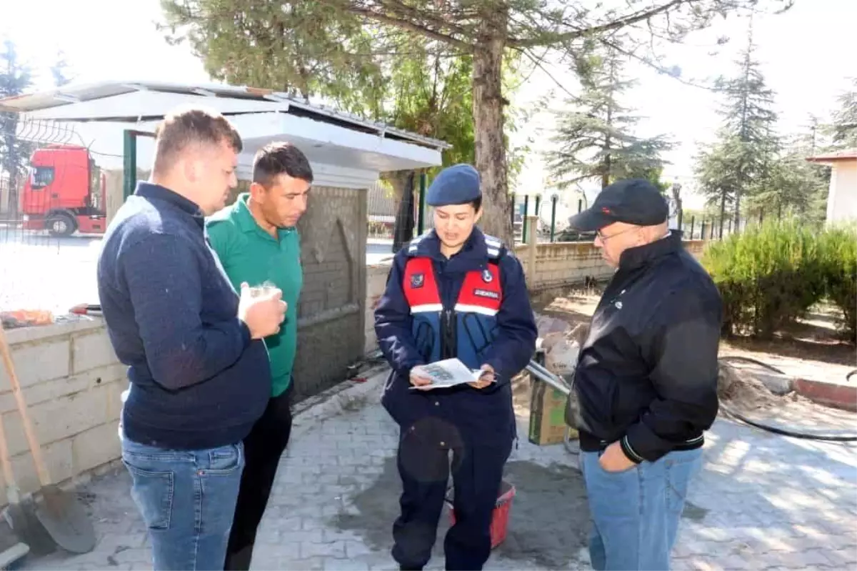 Afyonkarahisar\'da Kadına Şiddet Eğitimi