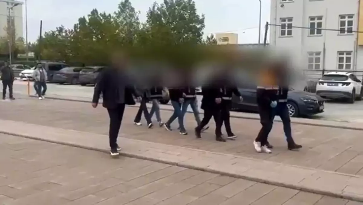 Tekirdağ\'da Dolandırıcılık Şebekesi Çökertildi: 17 Kişi Gözaltına Alındı