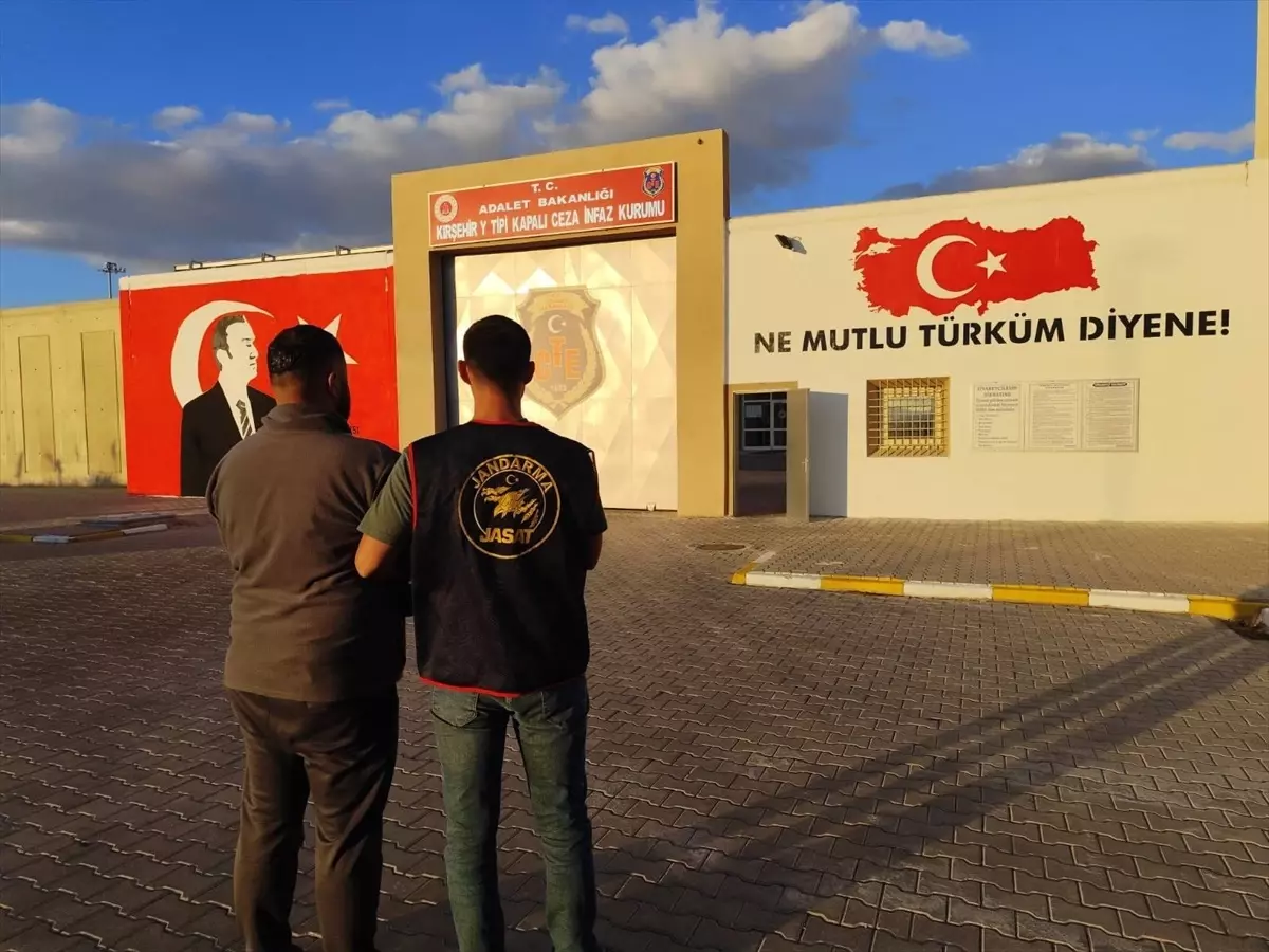 Kırşehir\'de 4 Yıl Hapis Cezalı Hükümlü Yakalandı