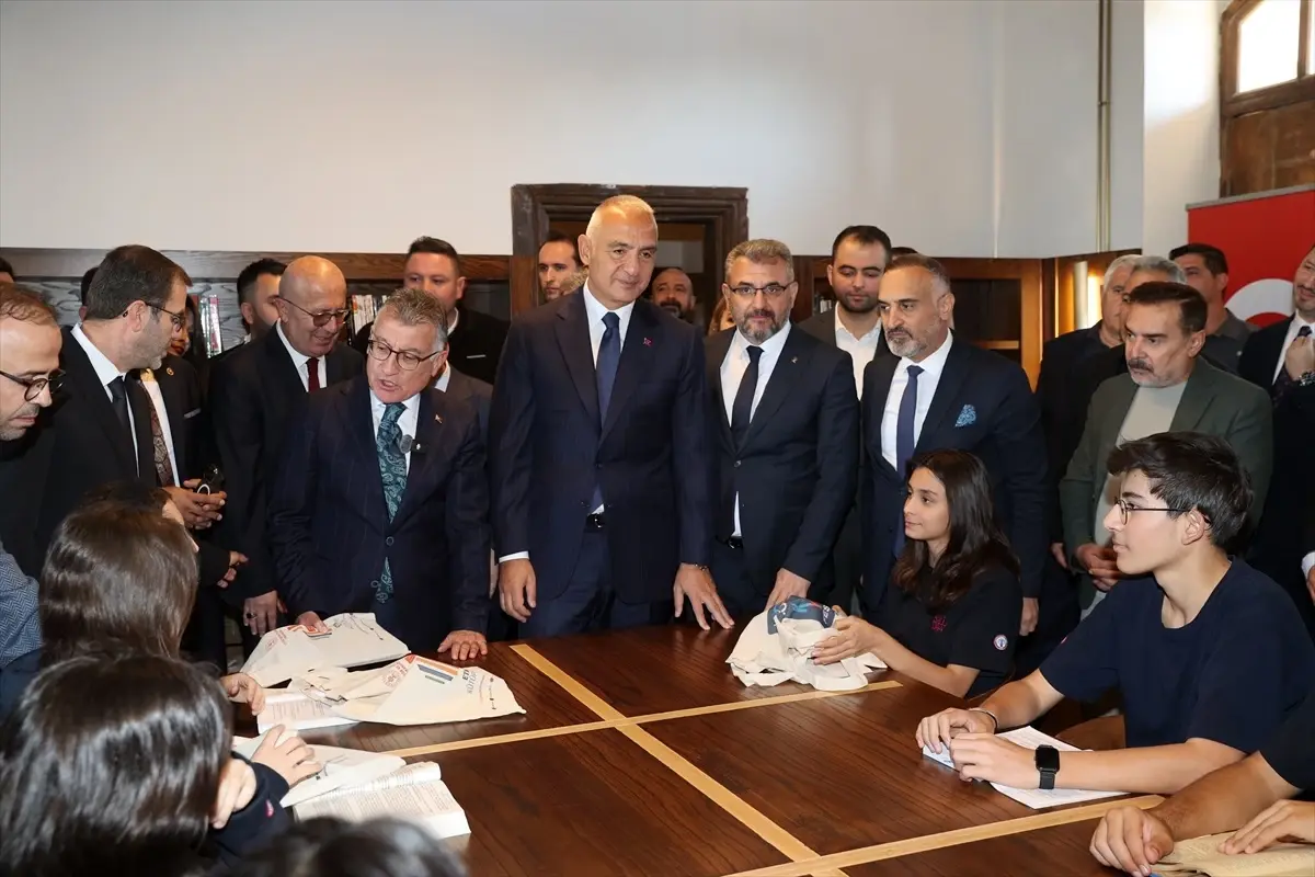 Sivas\'ta Yeni Halk Kütüphanesi Açıldı