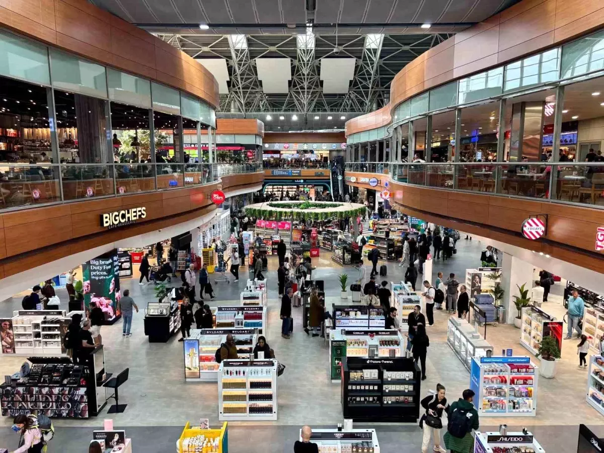 Sabiha Gökçen\'de Duty Free Alanı Yenilendi