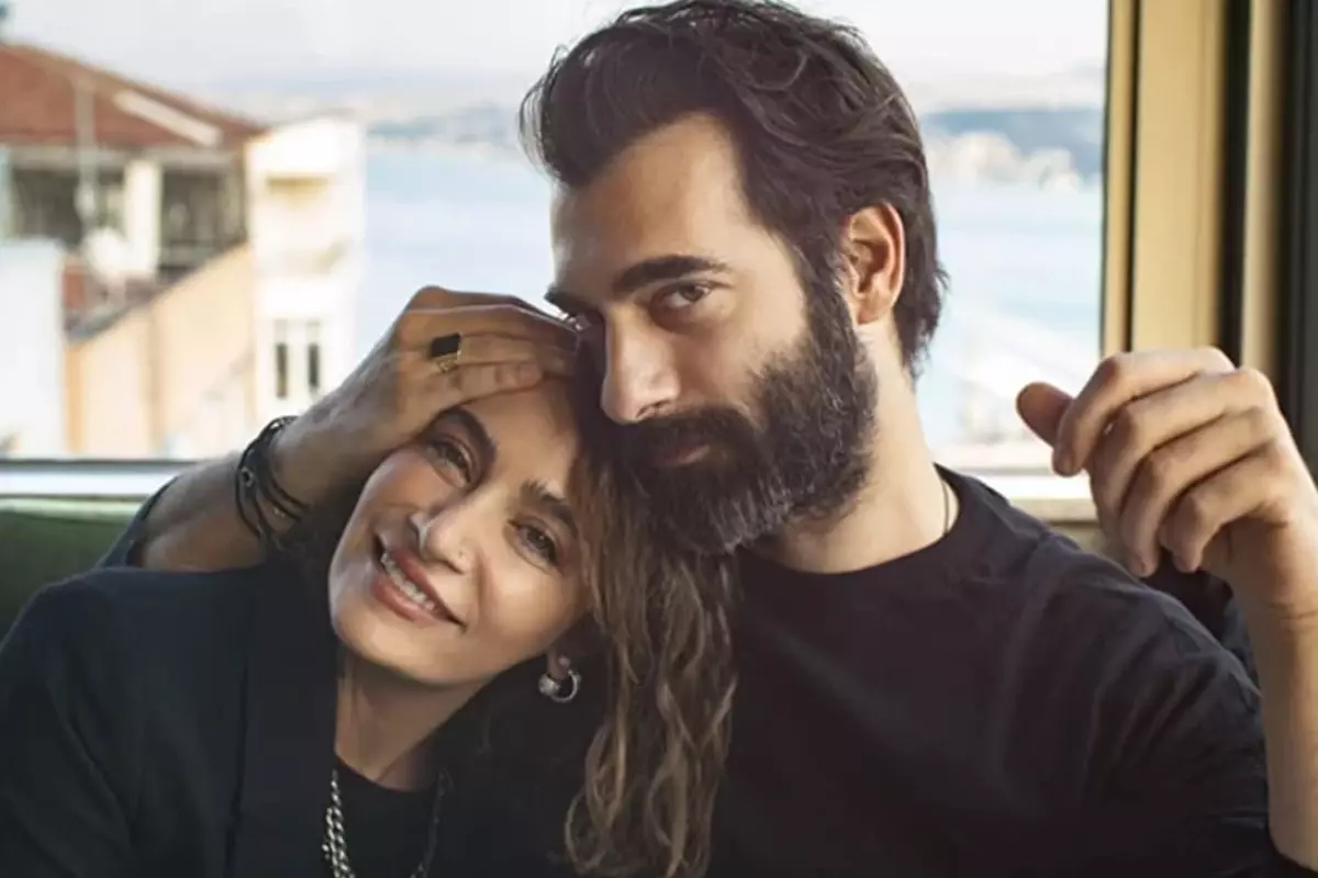 Sıla ve İlker Kaleli\'den Harbiye sahnesinde aşk dolu anlar