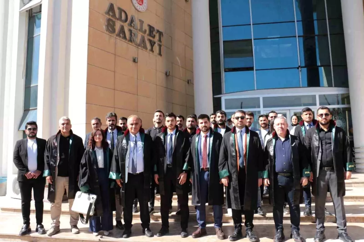 Cizre\'de Genç Avukatlardan CMK Ücretine Eşitlik Talebi