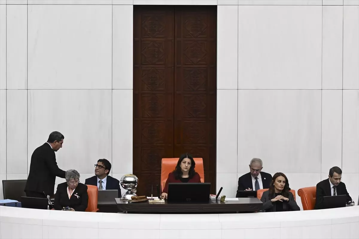 TBMM\'de Özellikle NATO Raporu Tartışıldı