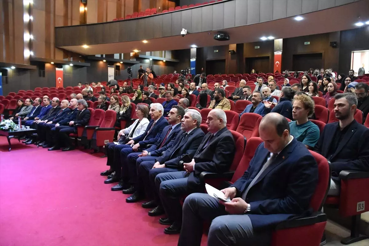 KTÜ\'de İklim Değişikliği Paneli Başladı
