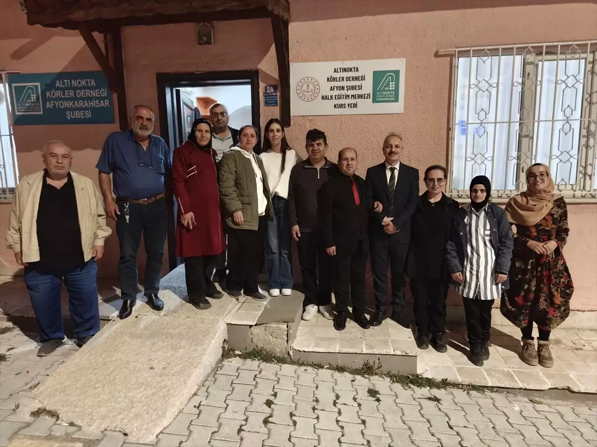 Görme Engellilere Ses Eğitimi Kursu