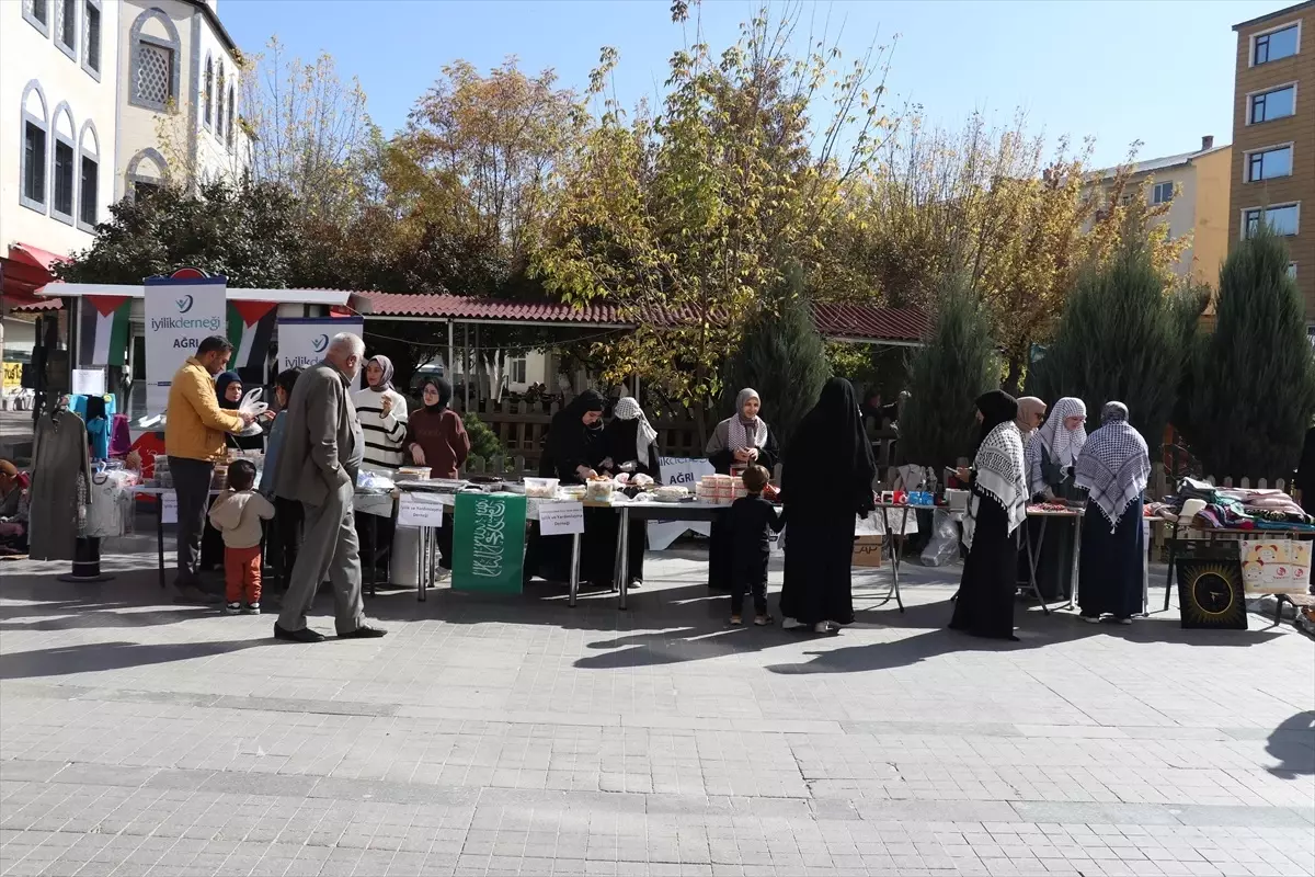 Ağrı\'da Gazze için Kermes Düzenlendi