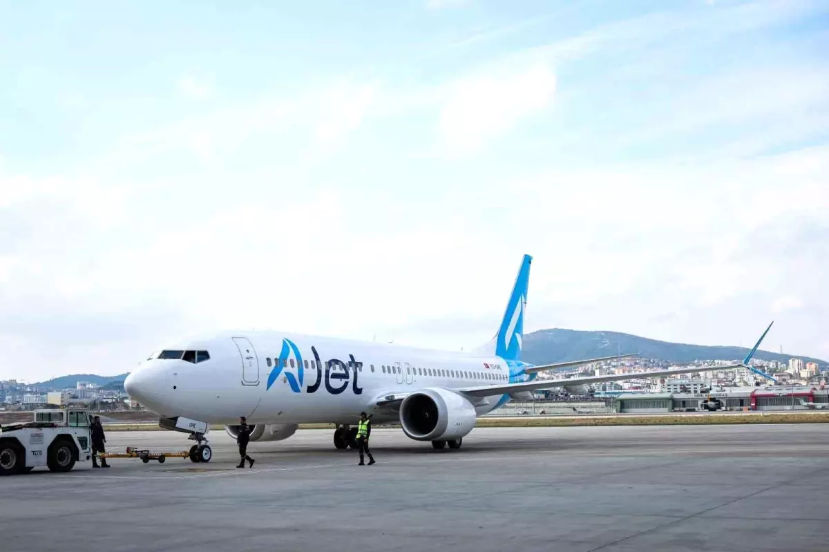 AJet\'e Beşinci Boeing 737-8 MAX Uçağı Geldi