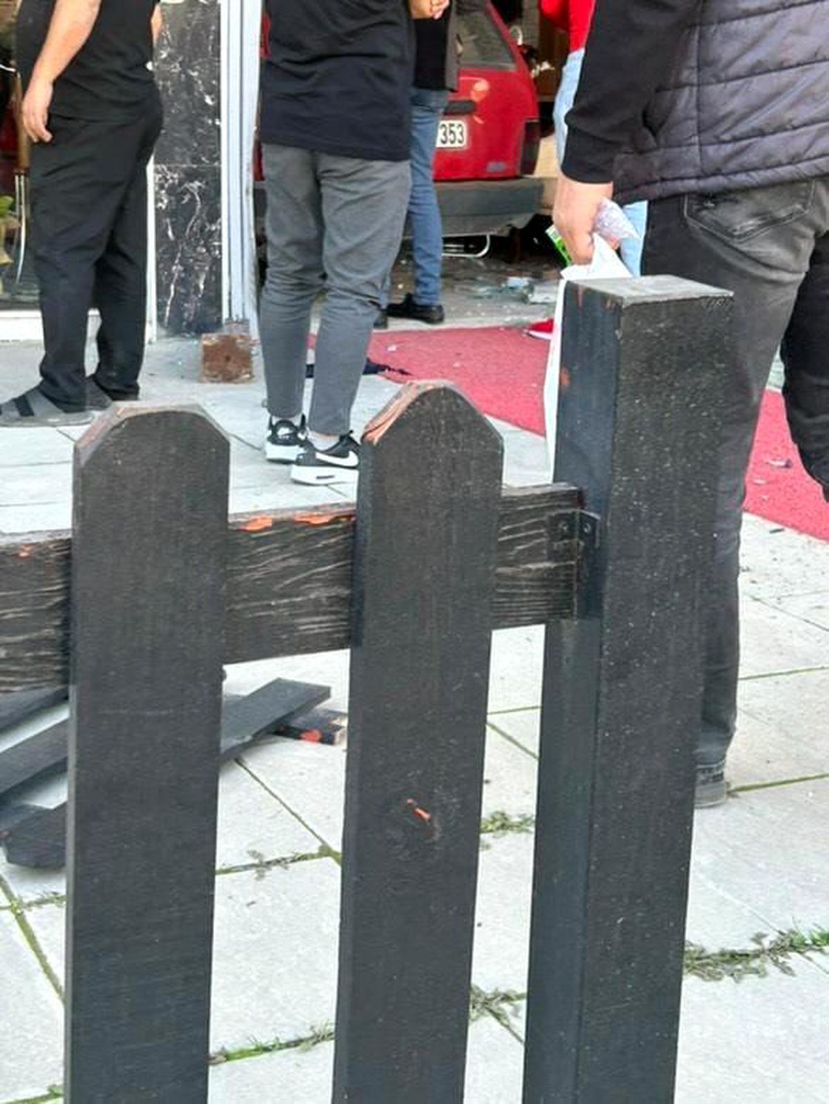 Alkollü Sürücü Dükkana Daldı