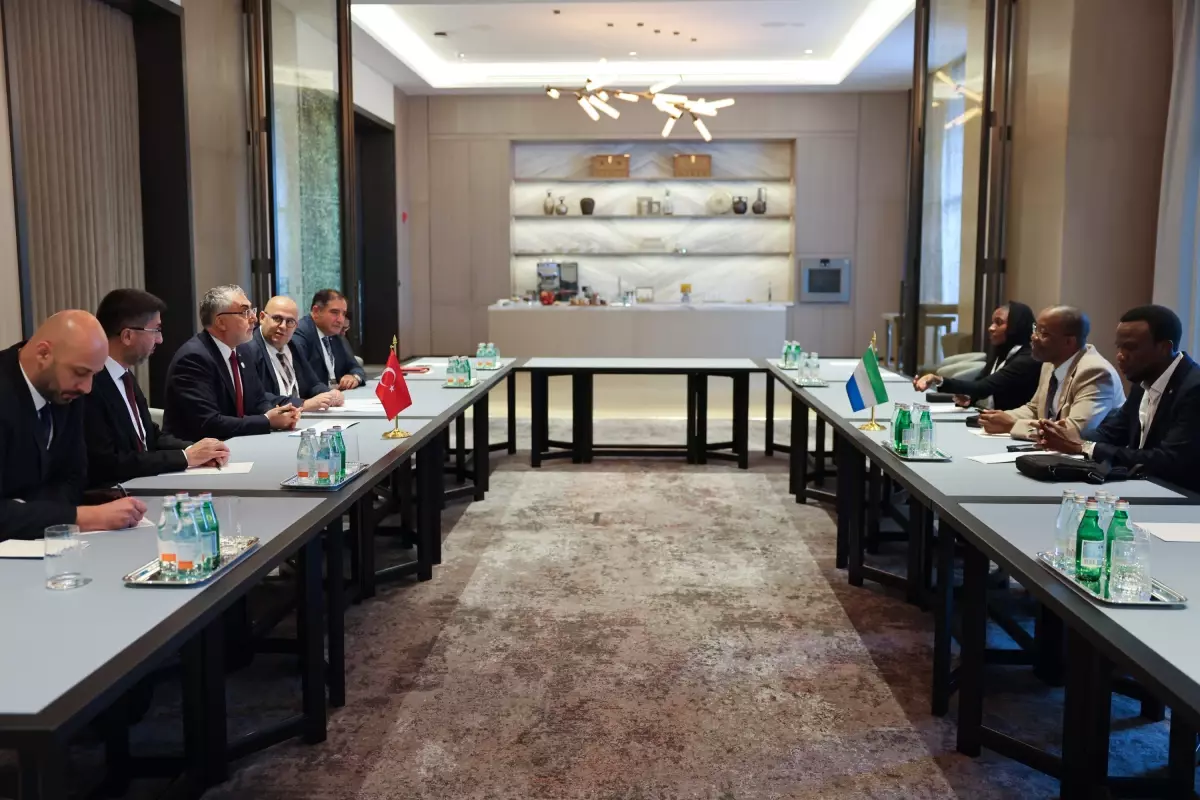 Işıkhan ve Swarey Doha\'da Görüştü