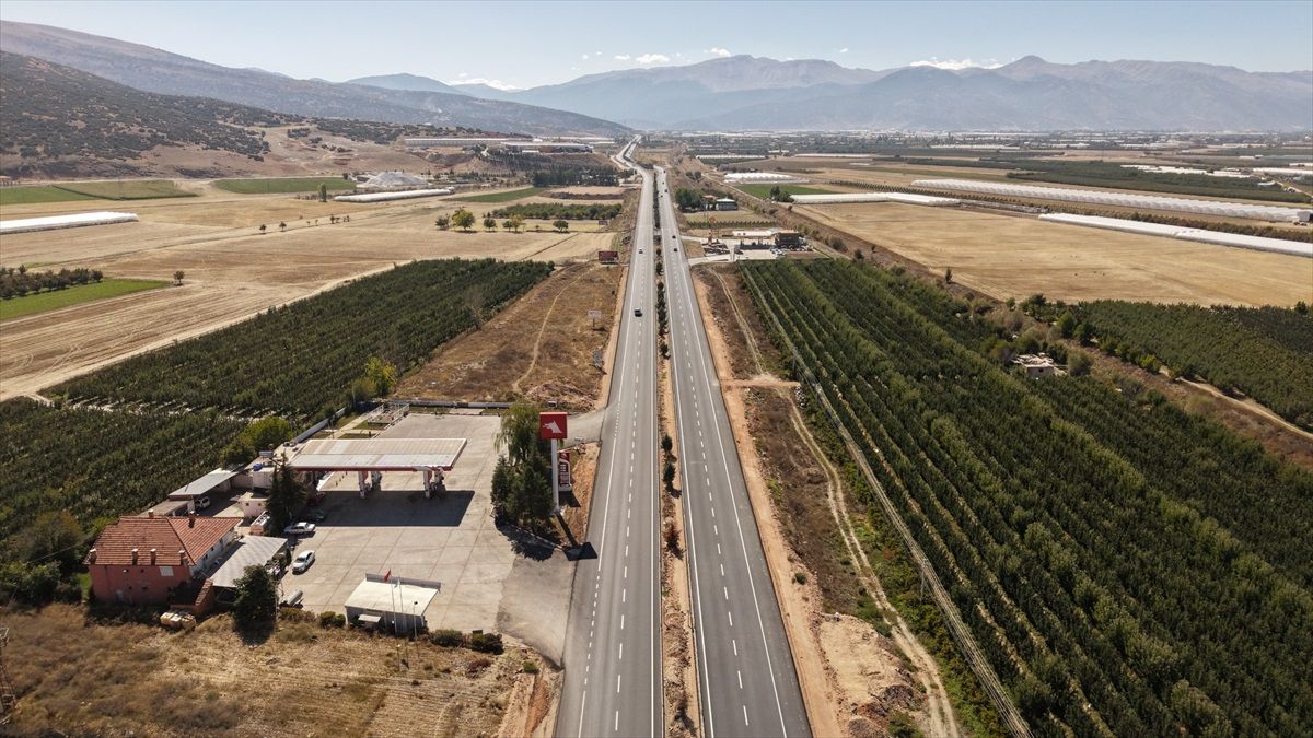 Antalya\'da Yeni Kavşak Açılışları