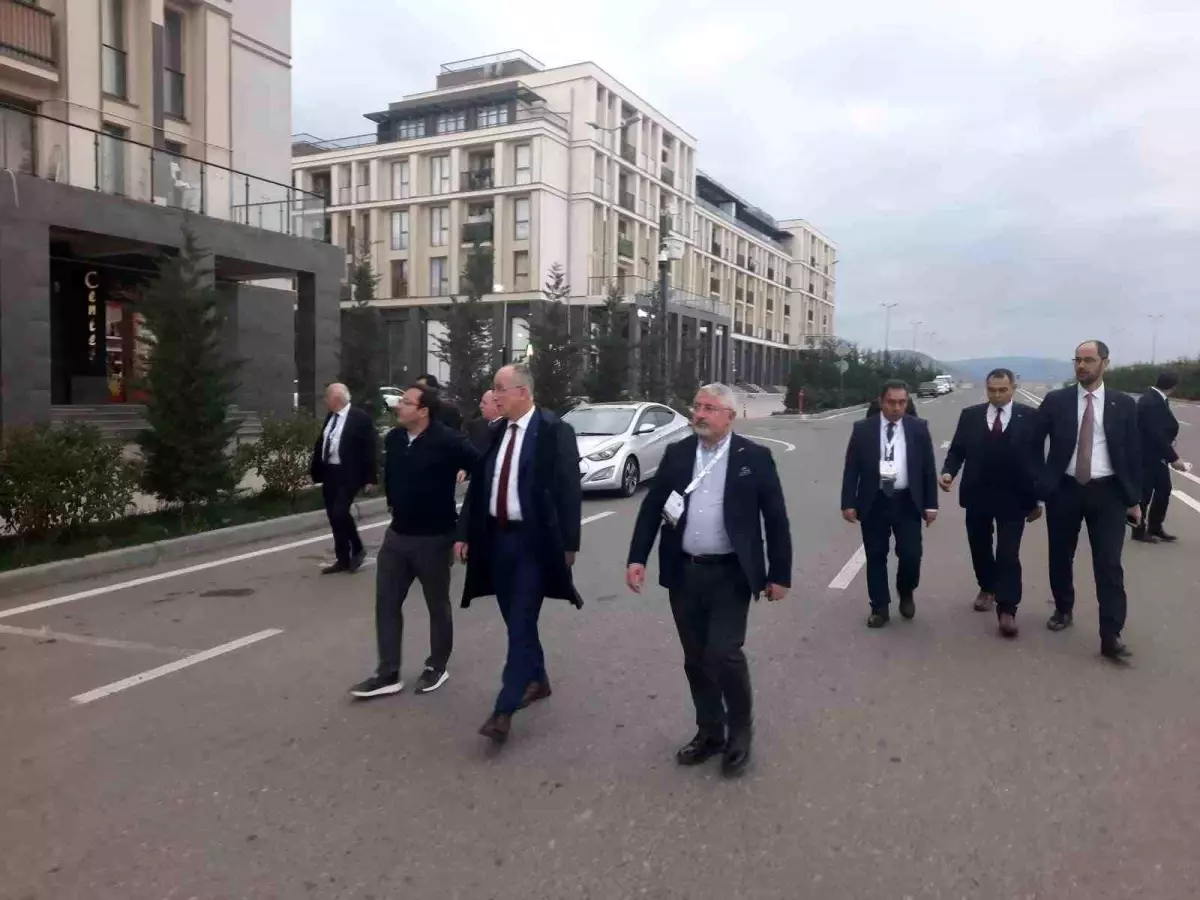 Çorum Belediye Başkanı Fuzuli\'yi Ziyaret Etti