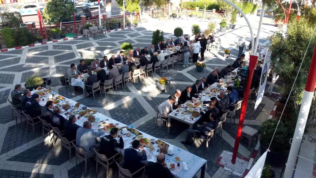 Bozdoğan\'da Muhtarlar Günü Kutlaması