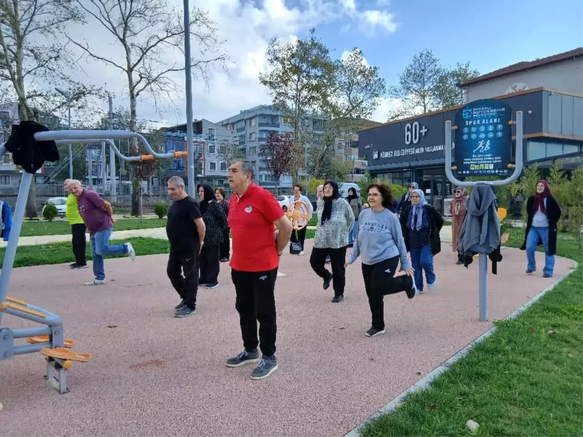 Körfez Belediyesi\'nden 60+ Aktif Yaşlanma Kulübü ile Yaşlılara Destek