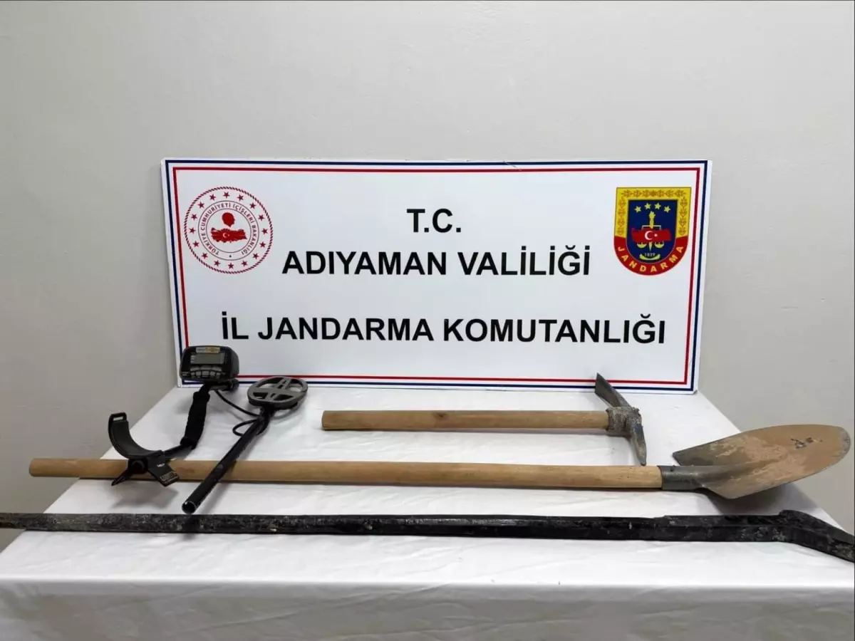 Define Arayan 2 Şahıs Suçüstü Yakalandı