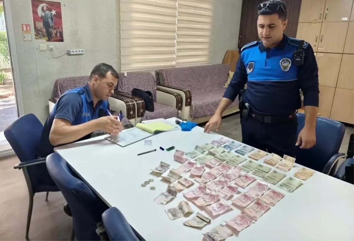 Mersin\'de Dilenci Kadın Yakalandı