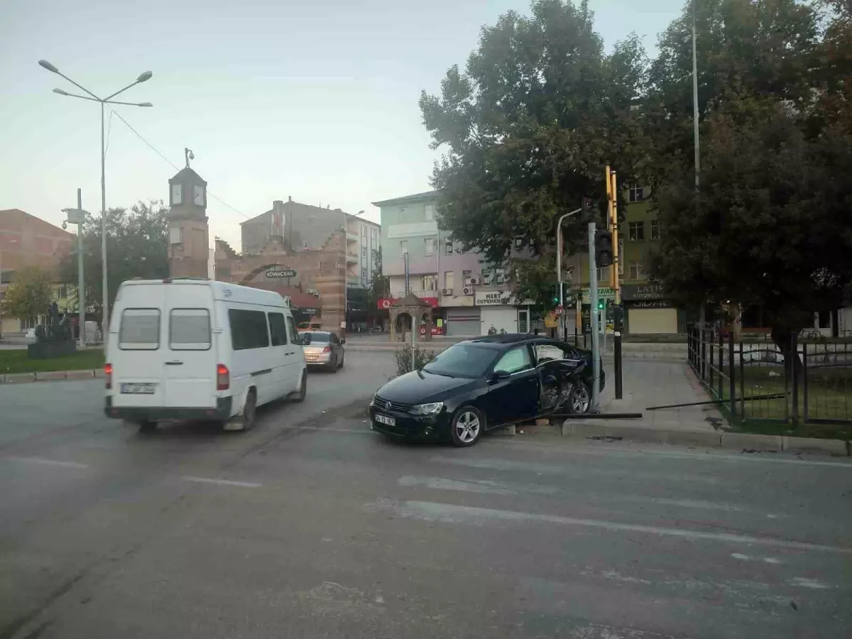 Elazığ\'da Trafik Kazası: 1 Yaralı