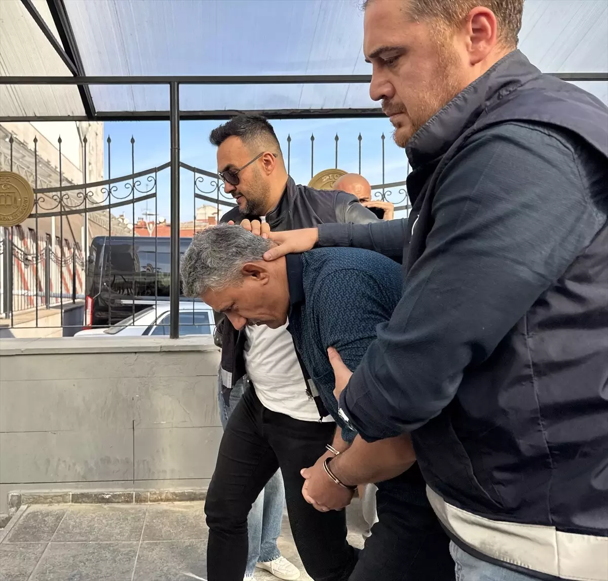 Baba Tutuklandı: Çocuğunu Darp Etti