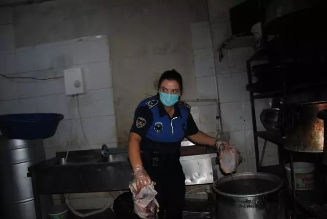 Gastronomi şehrinde mide bulandıran görüntüler! Düğünlere ve lokantalara vereceklerdi