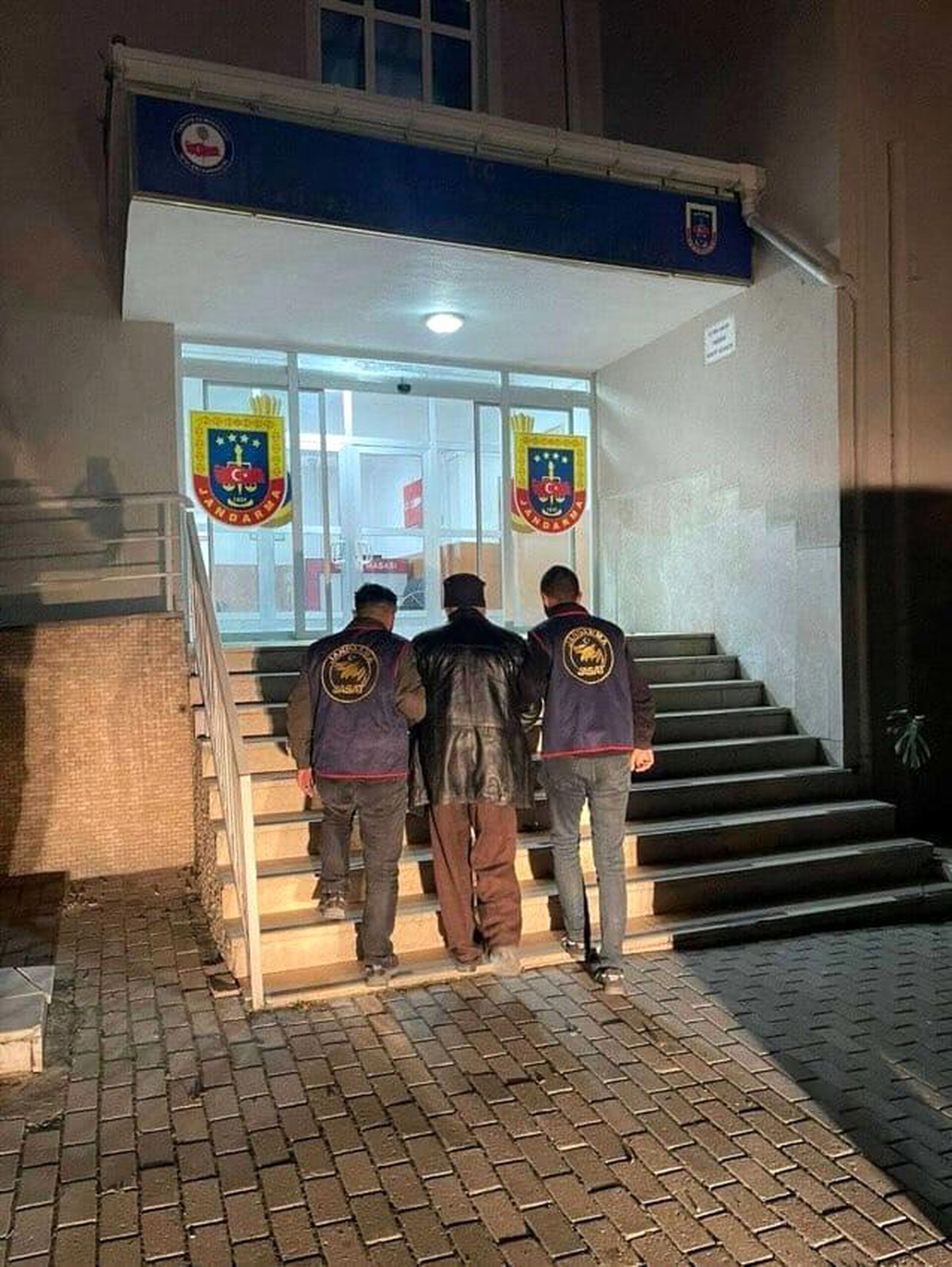 Kütahya\'da Cinsel İstismar Hükümlüsü Yakalandı
