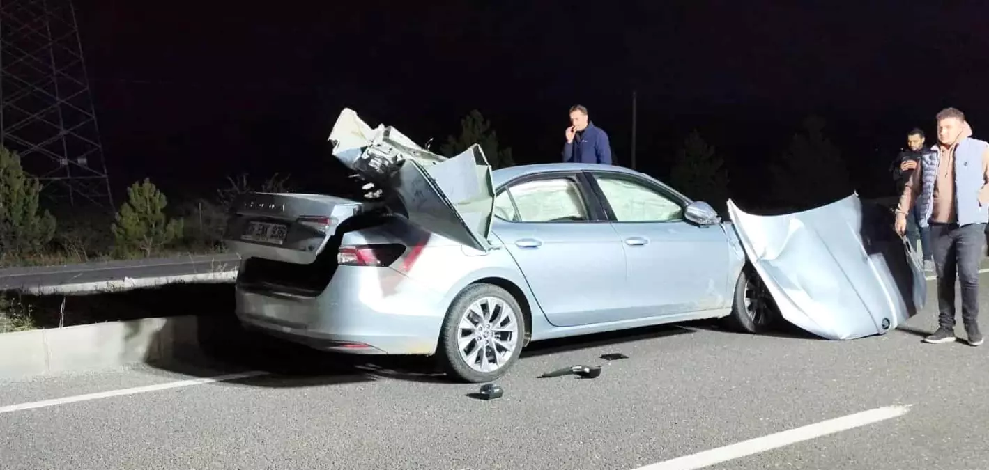 Kütahya\'da Trafik Kazası: 1 Ölü, 2 Yaralı