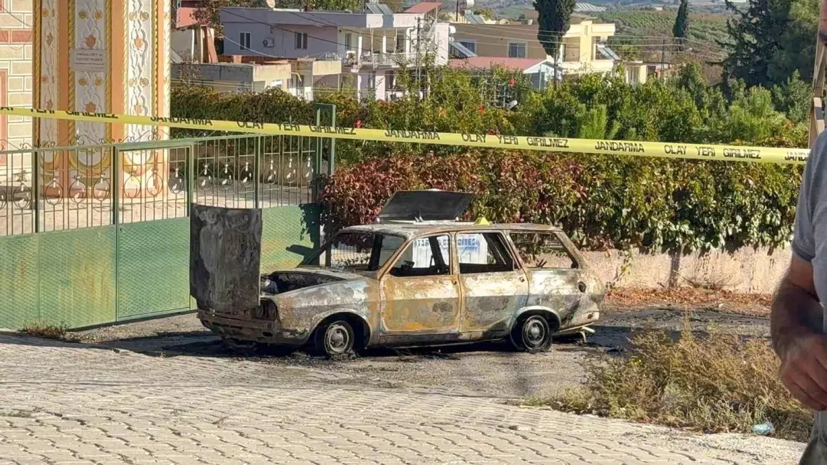 13 yaşındaki çocuğu öldüren saldırgan, arabasını yakıp intihar etti