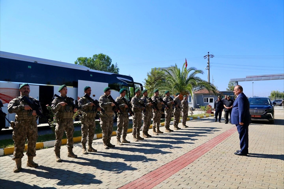 Aydın\'dan Suriye\'ye Özel Harekat Polisi Uğurlandı
