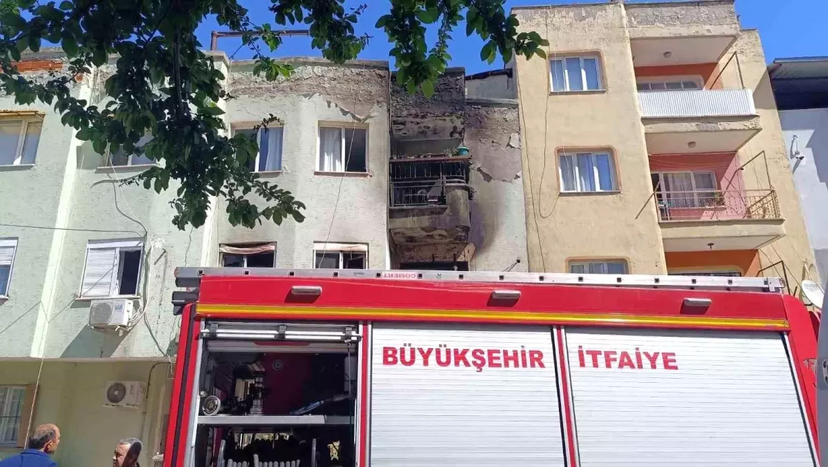 Turgutlu\'da 1 buçuk yıl önceki yangında ağır yaralanan genç kız hayatını kaybetti