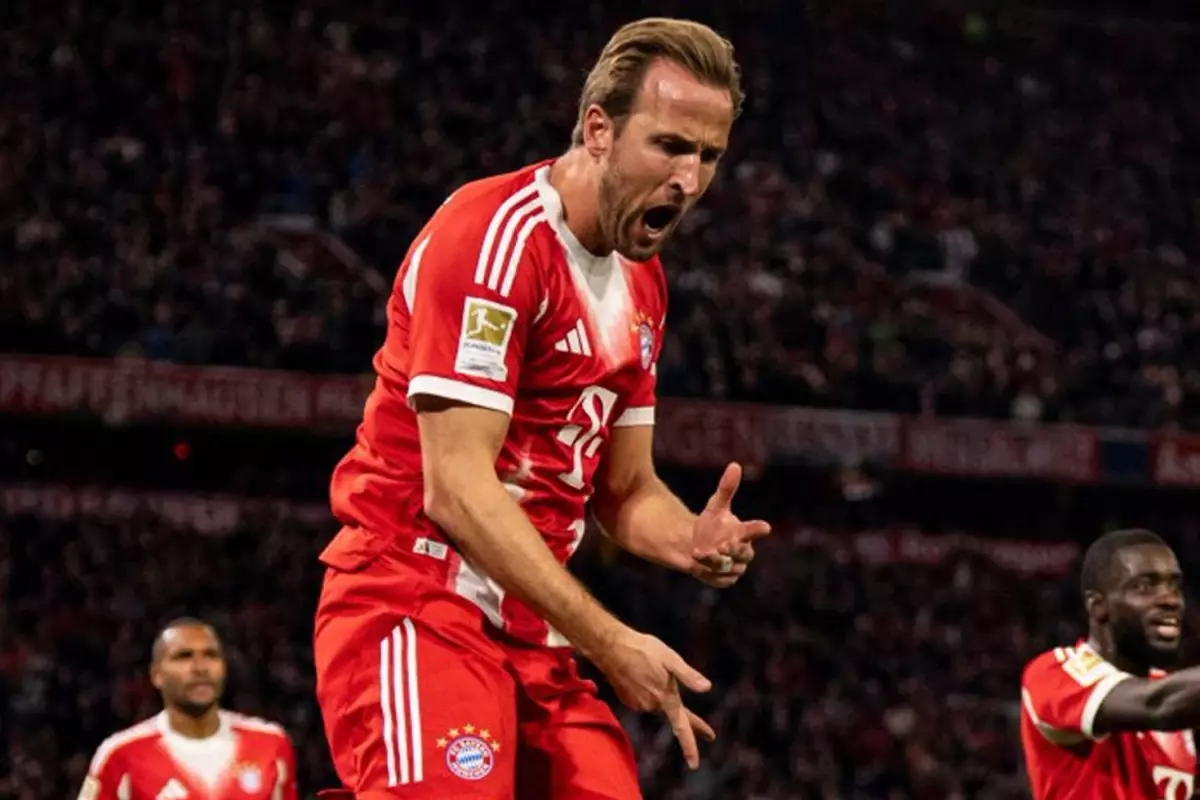 Alman derbisinde 3 gol, kazanan Bayern Münih