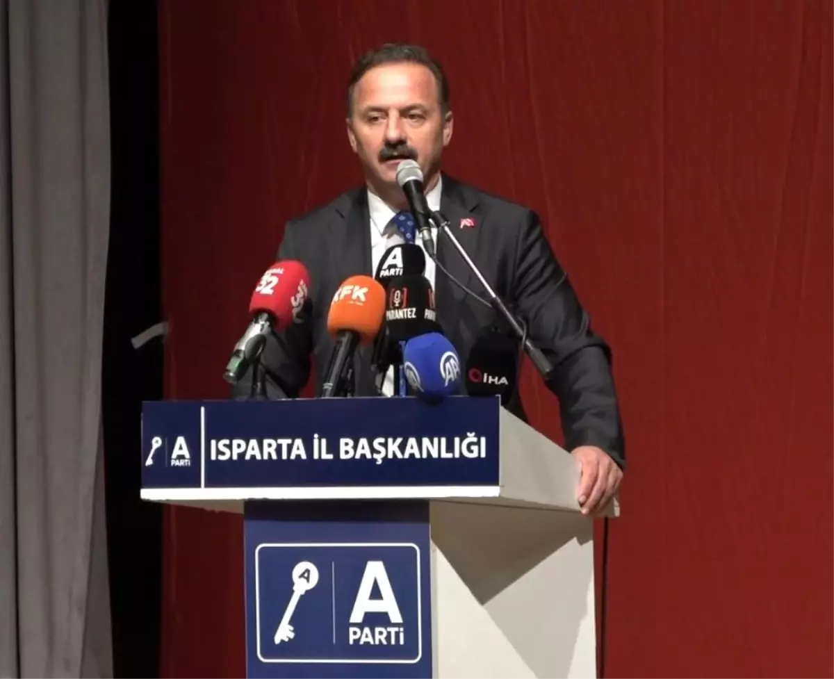 Isparta\'da Deprem Panik Yarattı
