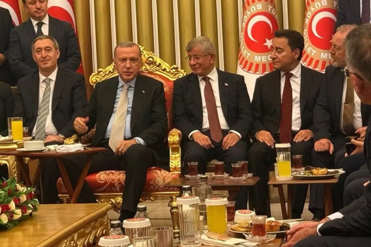 Ankara kulislerini çalkalayan iddia: AK Parti\'den Ali Babacan\'a "dön" teklifi