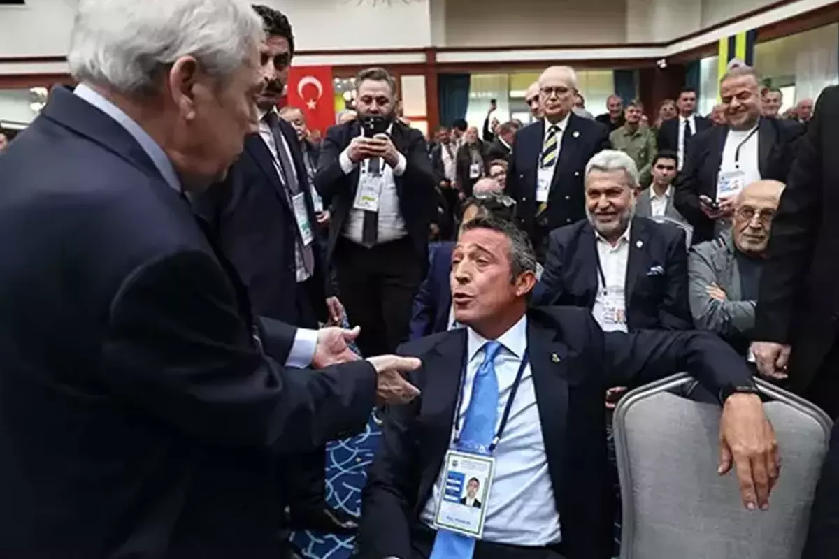 Aziz Yıldırım ile Ali Koç arasında bomba diyalog 