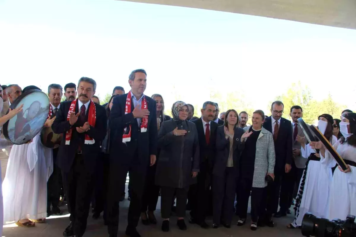 Bakan Bayraktar\'dan \'Terörsüz Türkiye Kadınla Mümkün\' Vurgusu