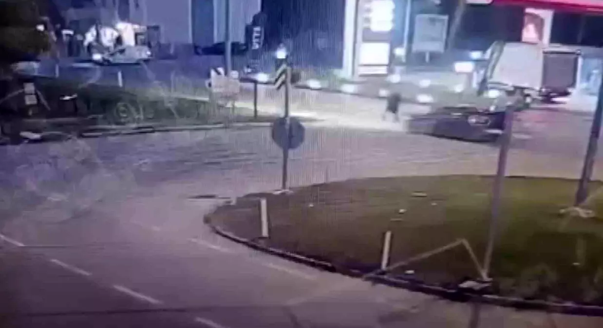 Amasya\'da Kavşakta Kazada Hayatını Kaybeden Hüseyin Koçaslan\'ın Ölümü Sinyalizasyon Eksikliğini Gündeme Getirdi