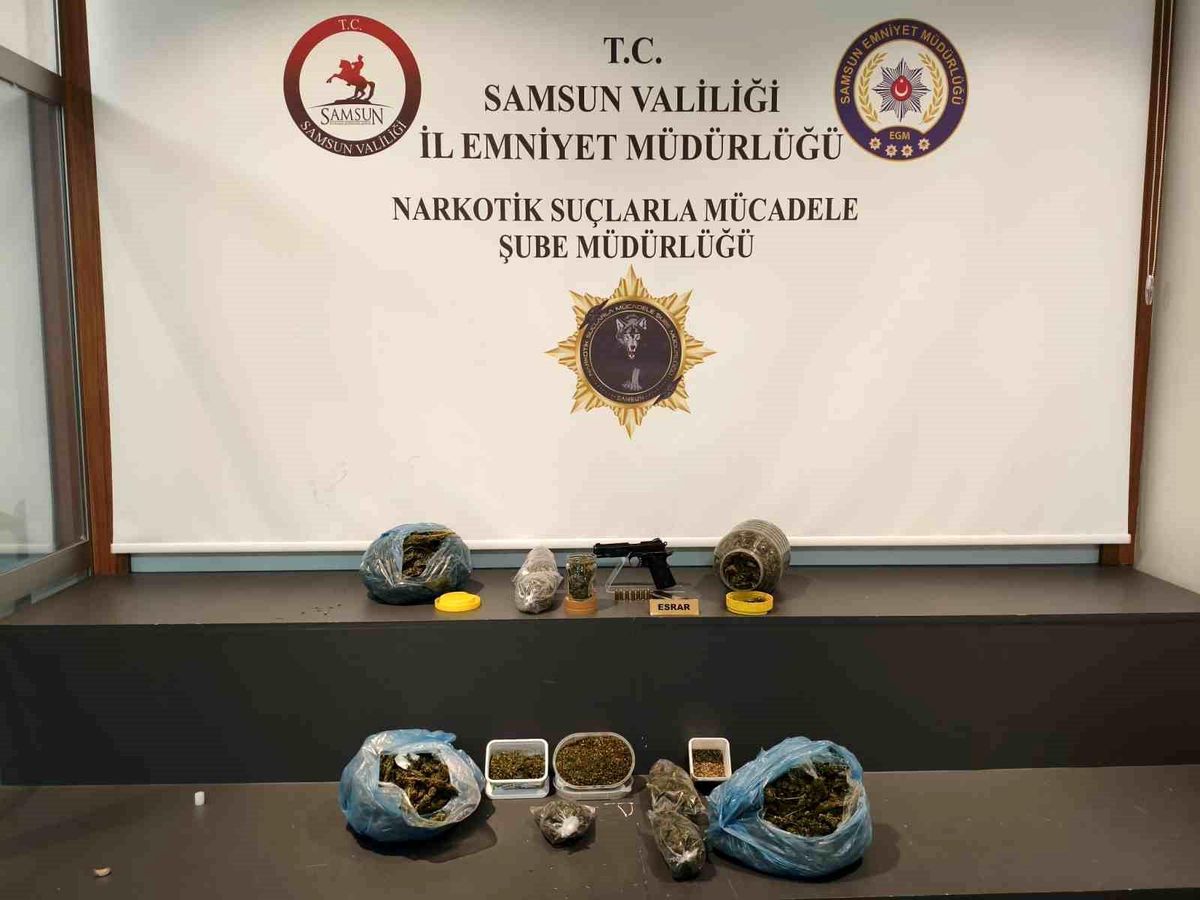 Samsun\'da Uyuşturucu ve Silah Ele Geçirildi