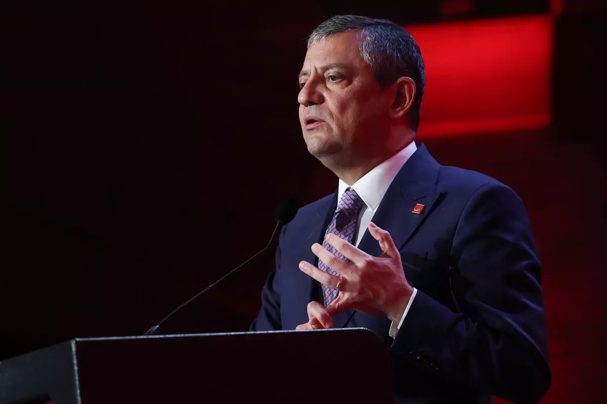 CHP lideri Özel: Türkiye\'de yapılacak seçimler bir referandum olacak