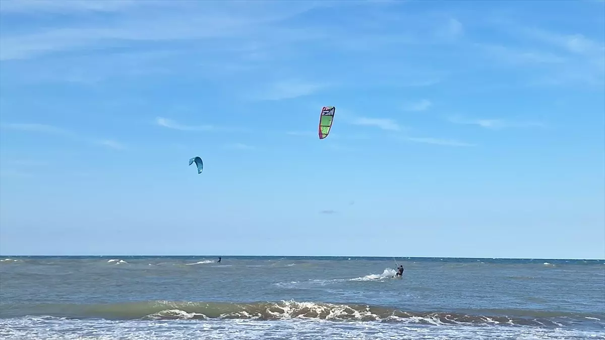 Samsun\'da Kitesurf Keyfi