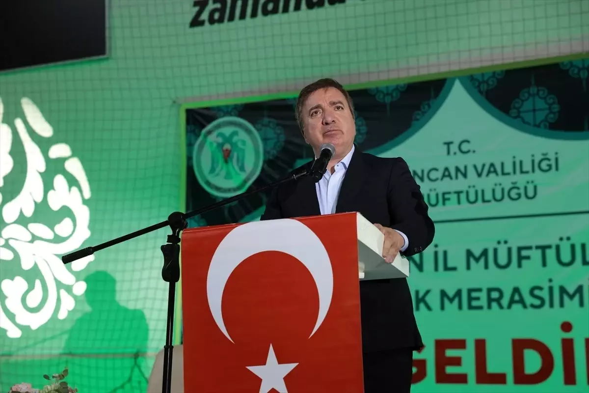 Erzincan\'da 163 Hafız İçin İcazet Töreni