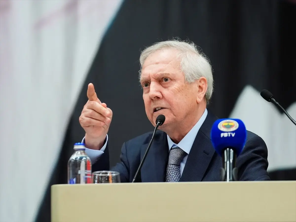 Aziz Yıldırım\'dan Kayışdağı Arazisi Açıklaması