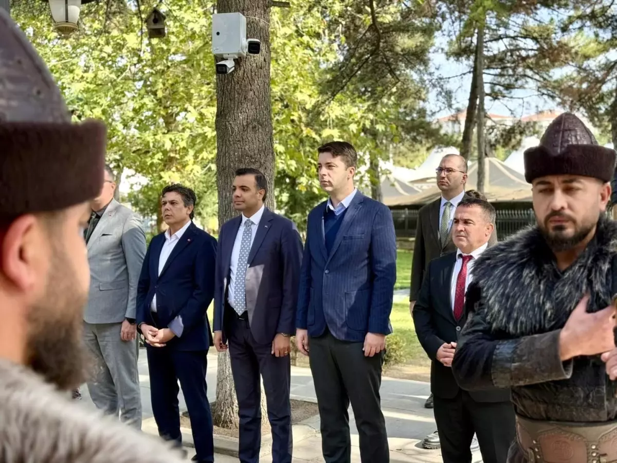 Gençlik ve Spor Bakanlığı Söğüt\'te Projeleri İnceledi