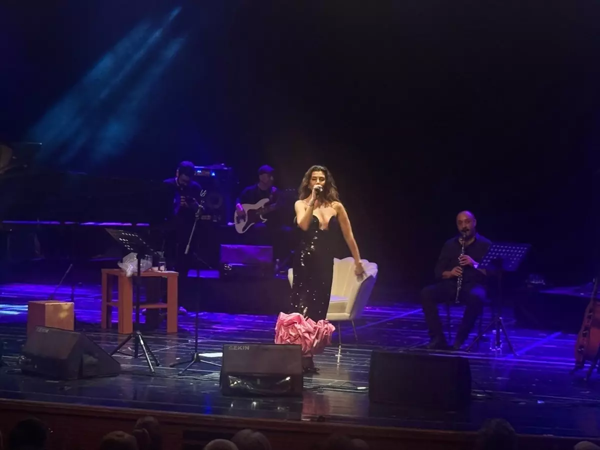 63. Uluslararası Bursa Festivali\'nde Müzik Şöleni