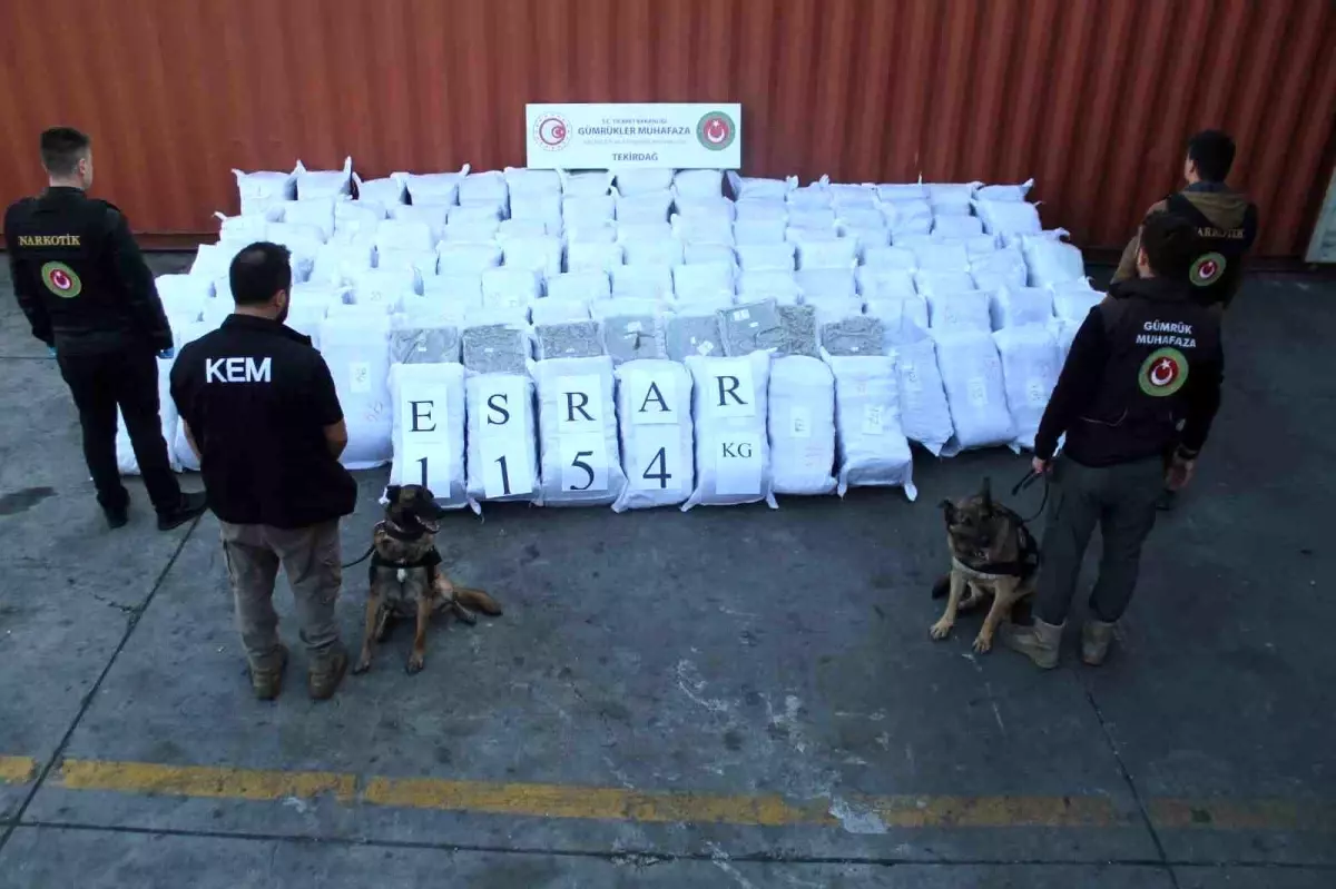 Uyuşturucu Operasyonunda 809 Milyon Lira Ele Geçirildi