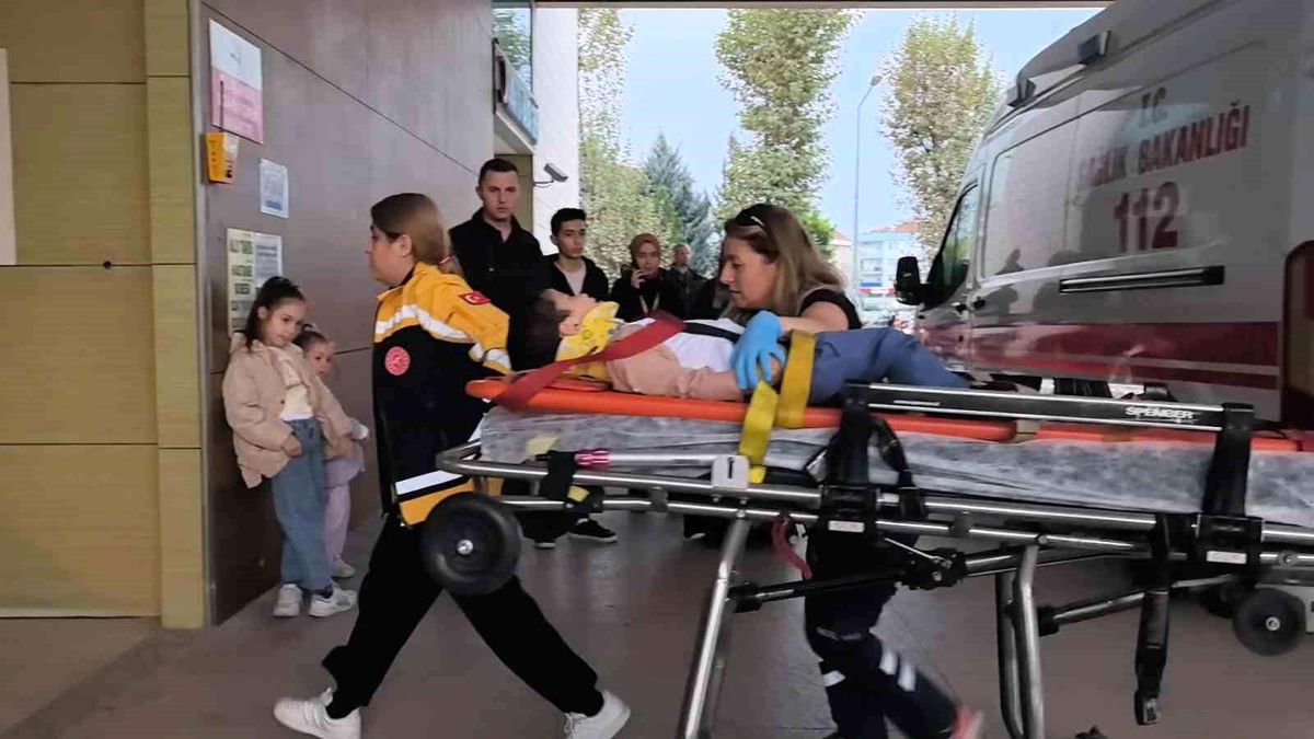İnegöl\'de 5 Yaşındaki Çocuk Pencereden Düştü