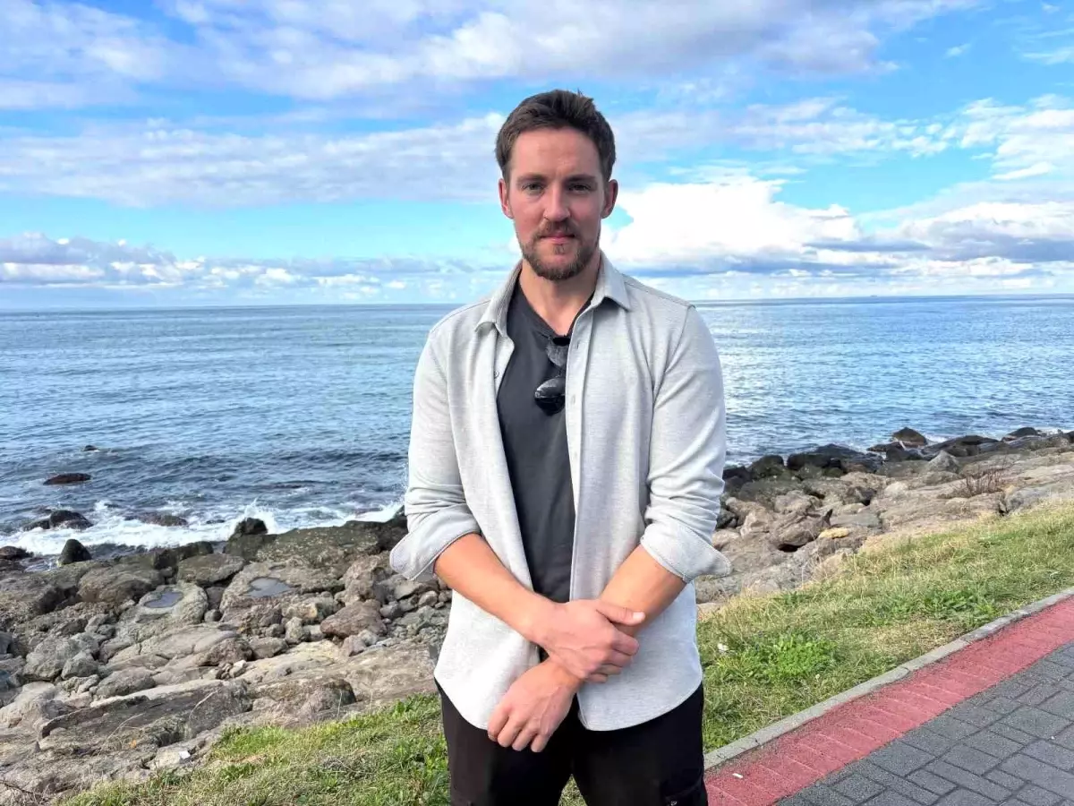 Wingsuit Sporcusu Morann, Karadeniz\'de Atlayış Yapıyor