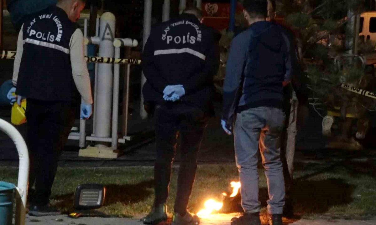 Aksaray\'da Molotof Kokteyli Hazırlayan İki Çocuk Yakalandı