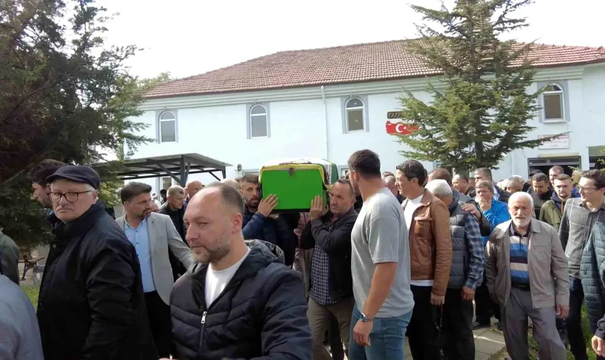 Otobüs durağına dalan araç genç kadını hayattan kopardı