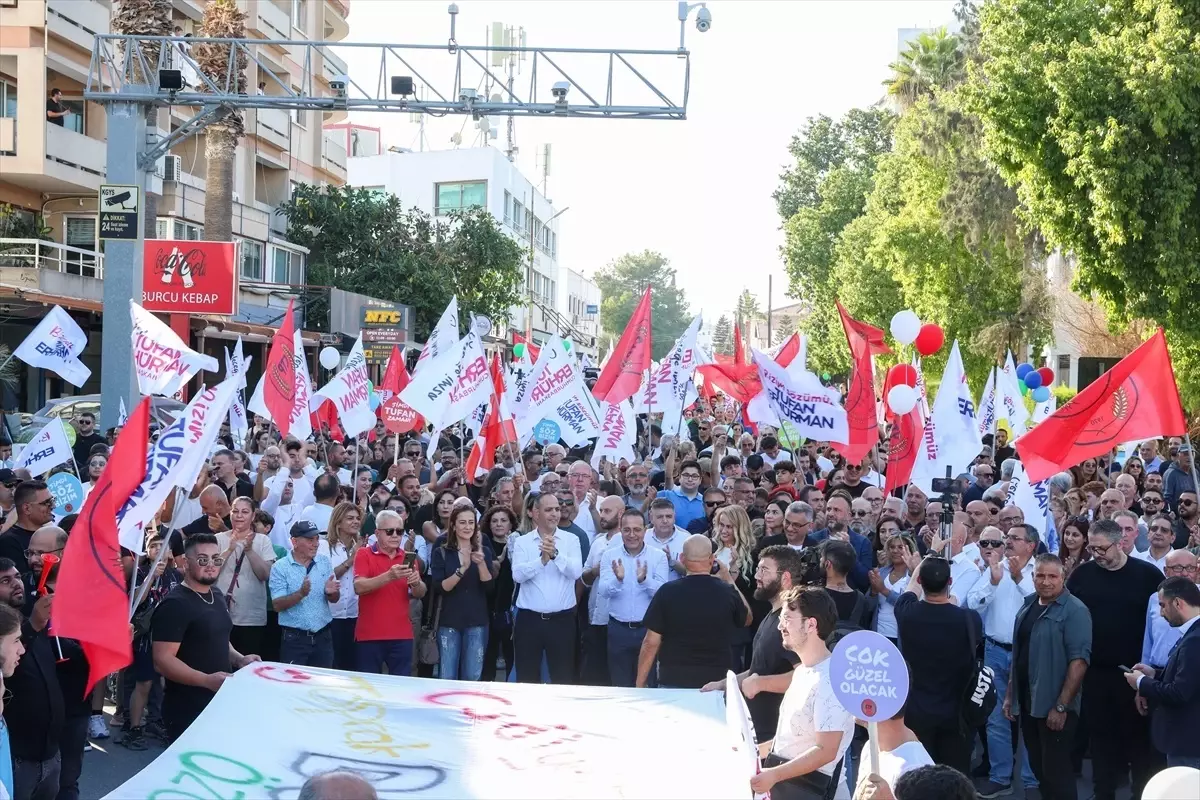 CTP\'nin Adayı Erhürman Seçim Kampanyasını Tamamladı